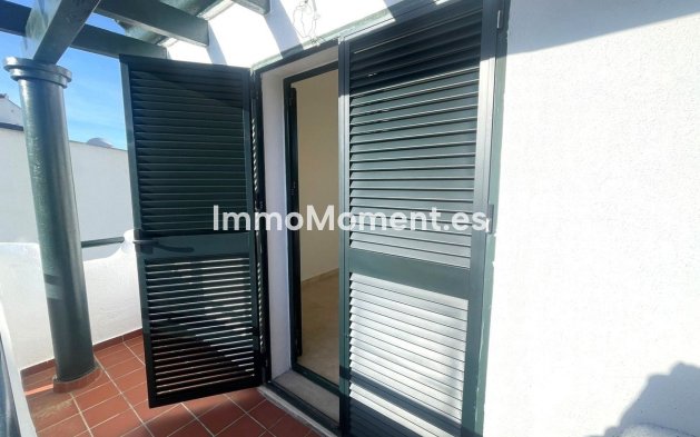 Reventa - Villa independiente - Manilva