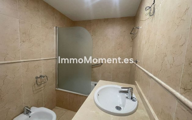 Reventa - Villa independiente - Manilva