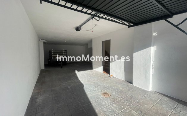 Reventa - Villa independiente - Manilva