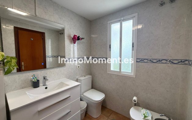 Revente - Maison mitoyenne - Manilva