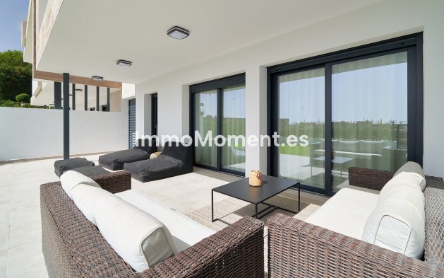 Neubau - Low-bungalow - Estepona  - Estepona