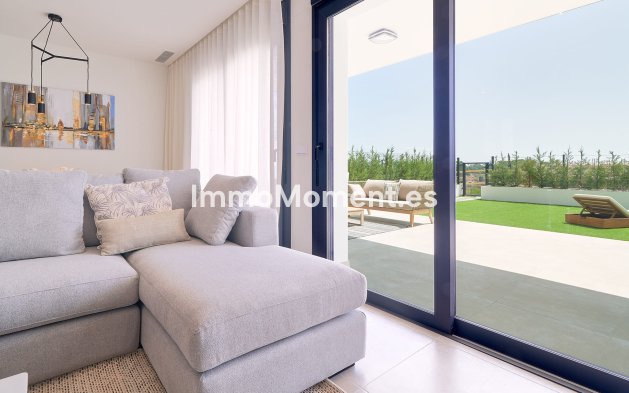 Neubau - Low-bungalow - Estepona  - Estepona