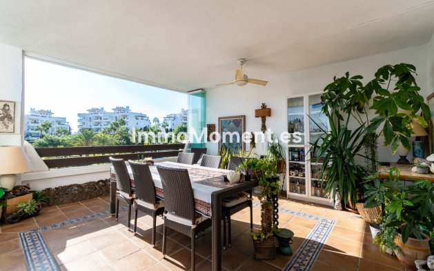 Revente - Appartement - Estepona  - Estepona Centro