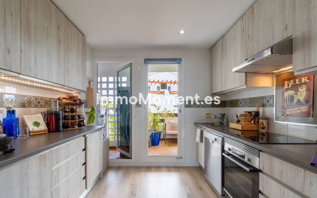 Revente - Appartement - Estepona  - Estepona Centro