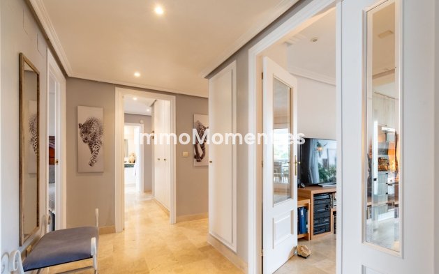 Revente - Appartement - Estepona  - Estepona Centro