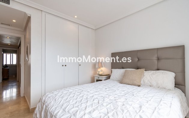 Revente - Appartement - Estepona  - Estepona Centro