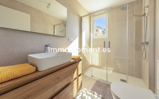 Reventa - Villa - Manilva