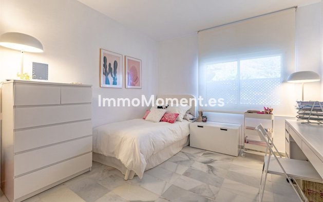 Wiederverkauf - Wohnung - Estepona  - Estepona Centro