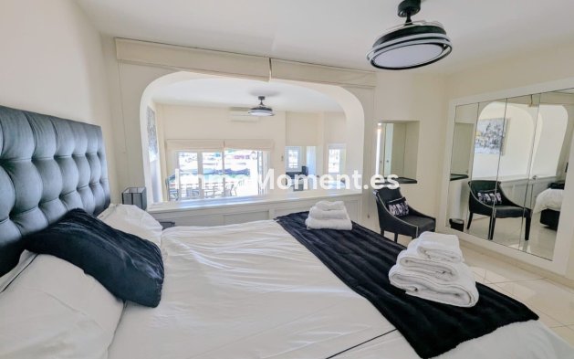 Wiederverkauf - Wohnung - Marbella - Puerto de Cabopino