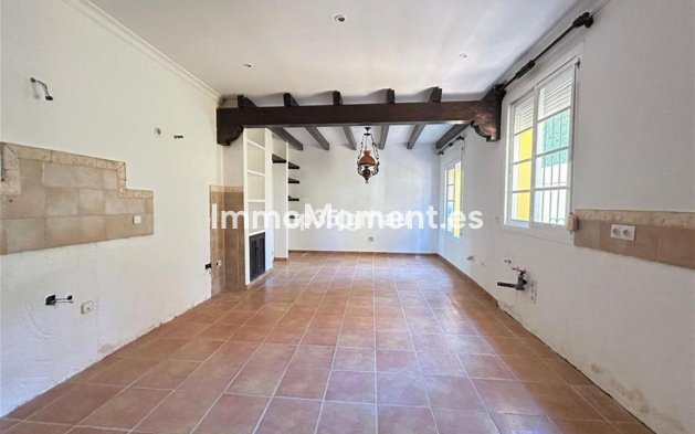 Wiederverkauf - Villa - Estepona  - Estepona Centro