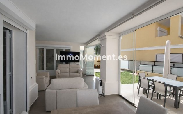 Resale - Villa - Marbella - Elviria