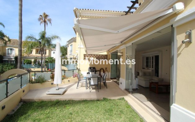 Resale - Villa - Marbella - Elviria