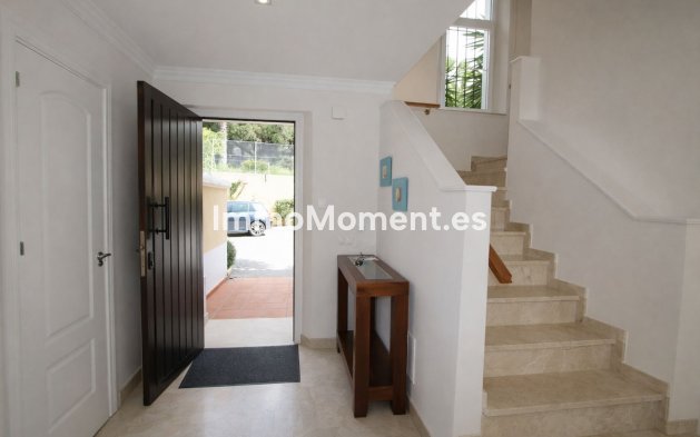 Resale - Villa - Marbella - Elviria