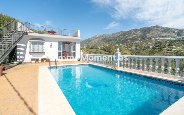 Resale - Villa - Mijas - Mijas Centro