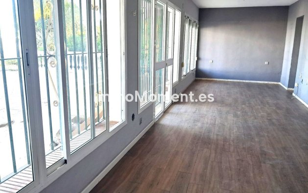 Revente - Villa - Estepona  - Estepona Centro