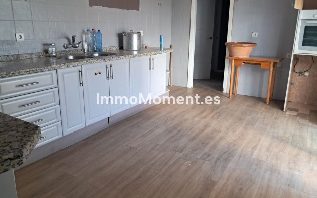 Revente - Villa - Estepona  - Estepona Centro