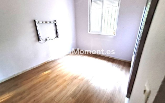 Revente - Villa - Estepona  - Estepona Centro