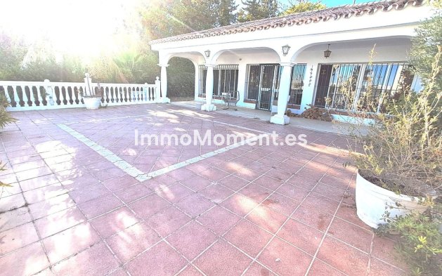 Revente - Villa - Estepona  - Estepona Centro