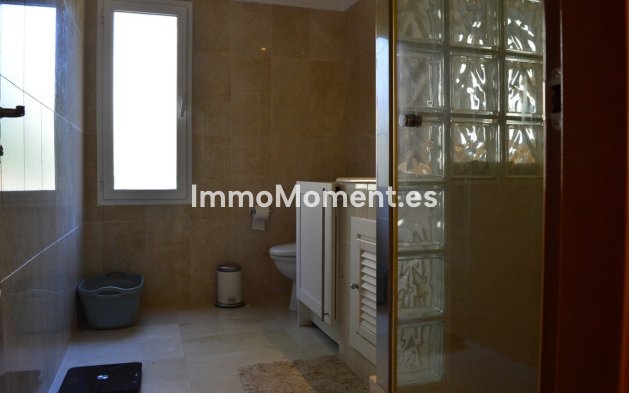 Wiederverkauf - Wohnung - Marbella - Nueva Andalucía