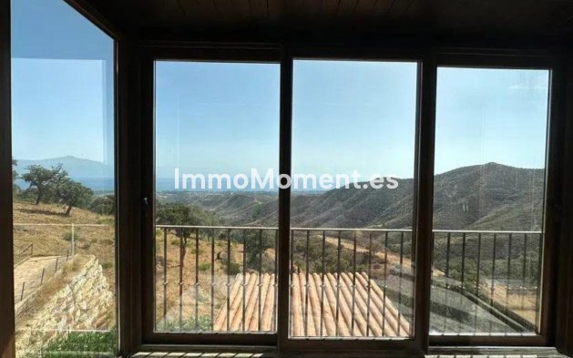 Wiederverkauf - Freistehende Villa - Marbella - La Mairena