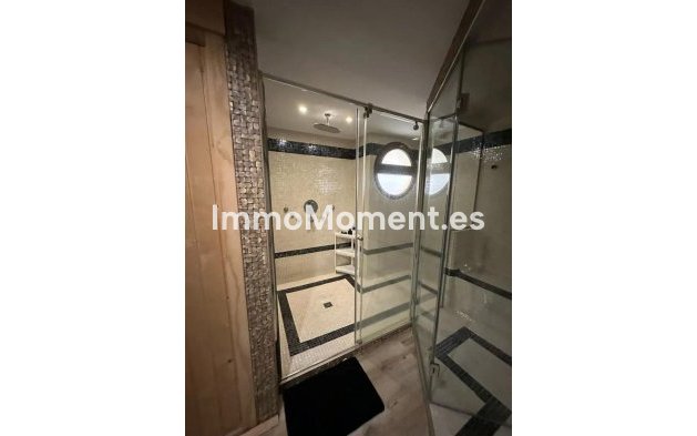 Wiederverkauf - Freistehende Villa - Marbella - La Mairena