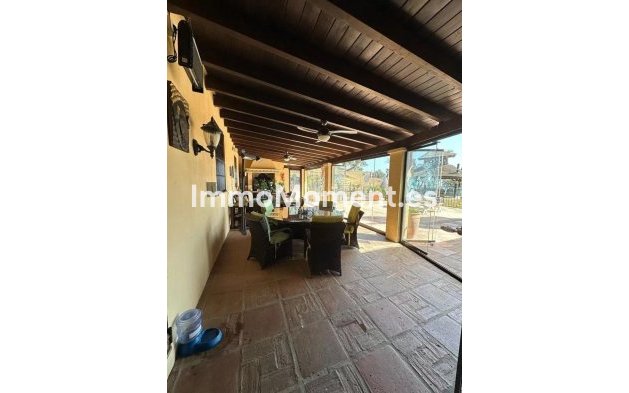 Wiederverkauf - Freistehende Villa - Marbella - La Mairena