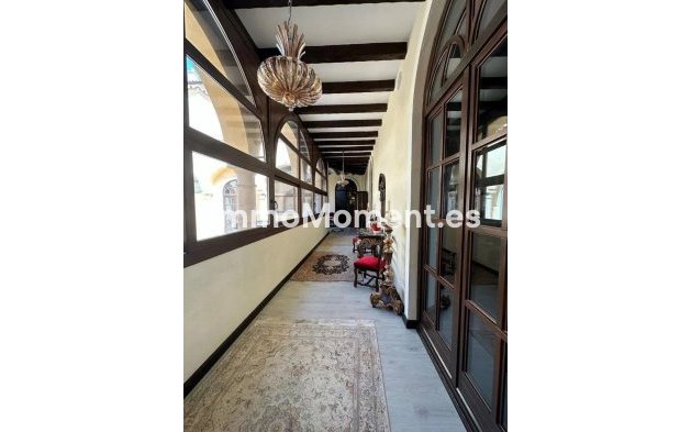 Wiederverkauf - Freistehende Villa - Marbella - La Mairena