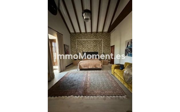 Wiederverkauf - Freistehende Villa - Marbella - La Mairena