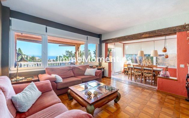 Revente - Villa - Benalmadena - Benalmadena Centro