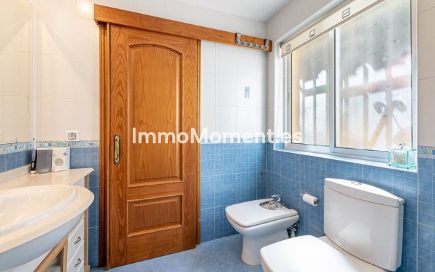 Revente - Villa - Benalmadena - Benalmadena Centro