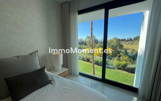 Resale - Apartment - Benahavís - Benahavís Centro