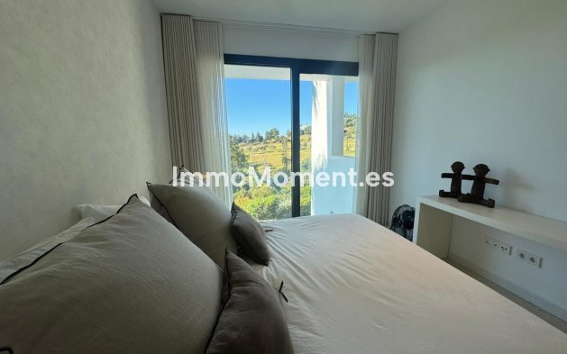 Resale - Apartment - Benahavís - Benahavís Centro