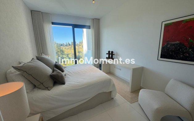 Resale - Apartment - Benahavís - Benahavís Centro