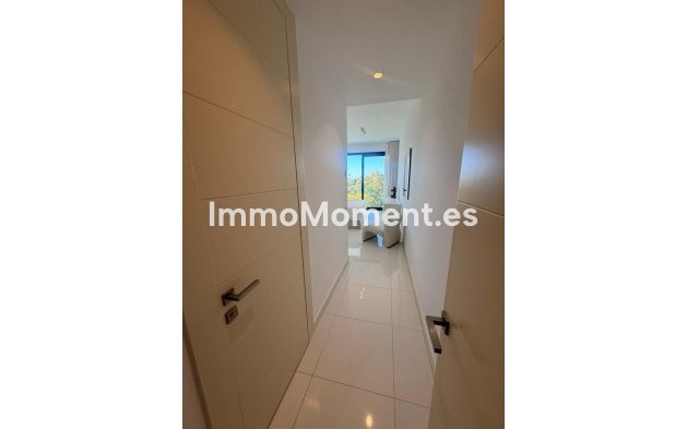 Resale - Apartment - Benahavís - Benahavís Centro