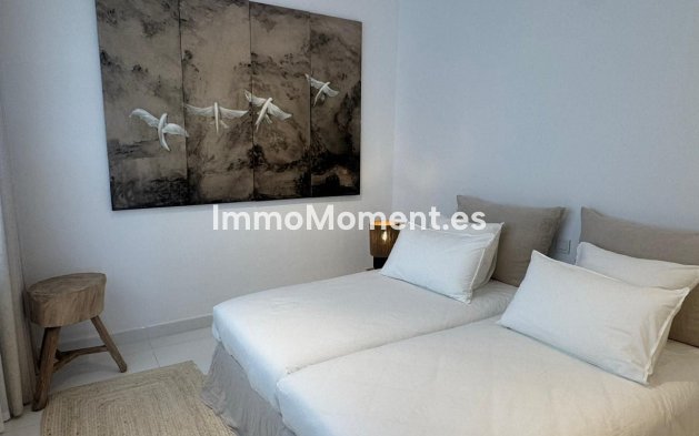 Resale - Apartment - Benahavís - Benahavís Centro
