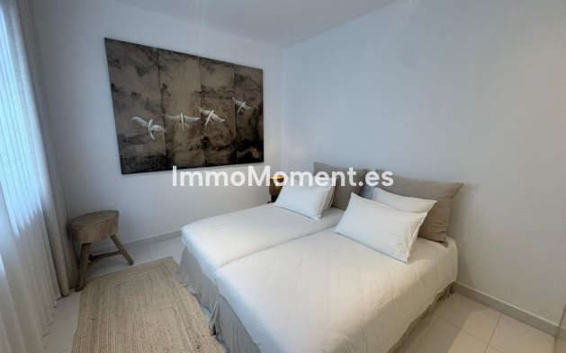 Resale - Apartment - Benahavís - Benahavís Centro