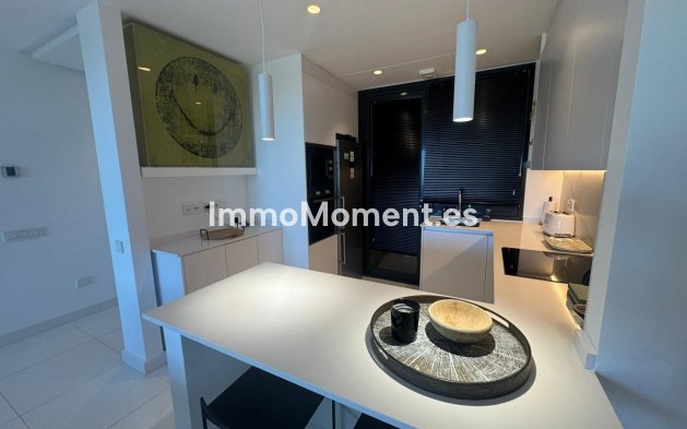 Resale - Apartment - Benahavís - Benahavís Centro