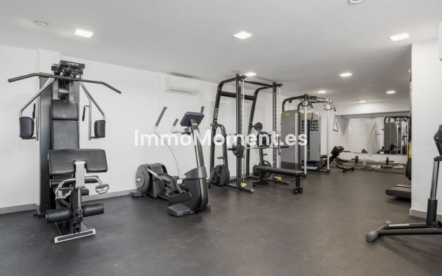 Resale - Apartment - Benahavís - Benahavís Centro