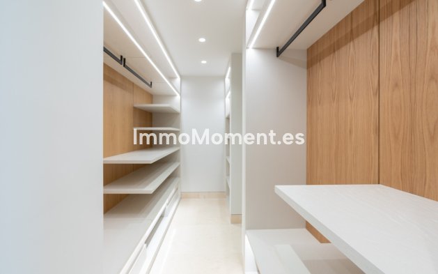 Wiederverkauf - Villa - Marbella - The Golden Mile