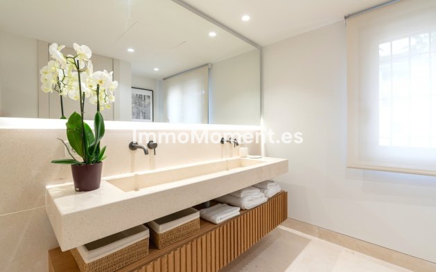 Wiederverkauf - Villa - Marbella - The Golden Mile