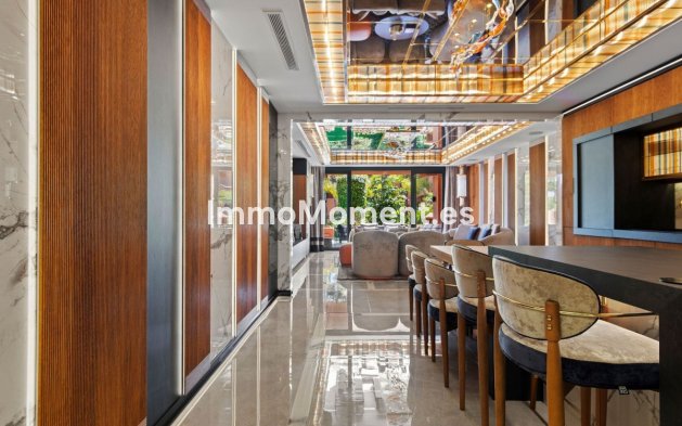 Wiederverkauf - Wohnung - Marbella - Puerto Banús