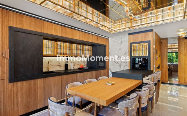 Wiederverkauf - Wohnung - Marbella - Puerto Banús