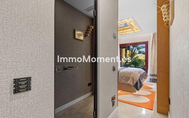 Wiederverkauf - Wohnung - Marbella - Puerto Banús