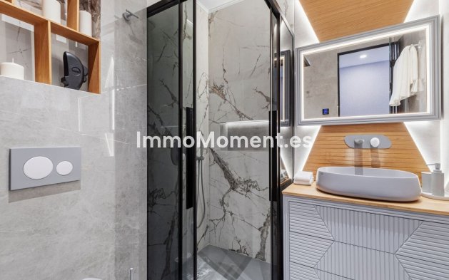 Wiederverkauf - Wohnung - Marbella - Puerto Banús