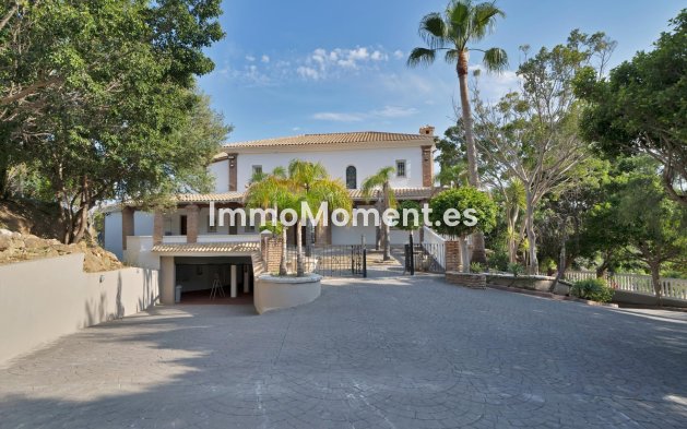 Wiederverkauf - Villa - Benalmadena - Benalmadena Centro