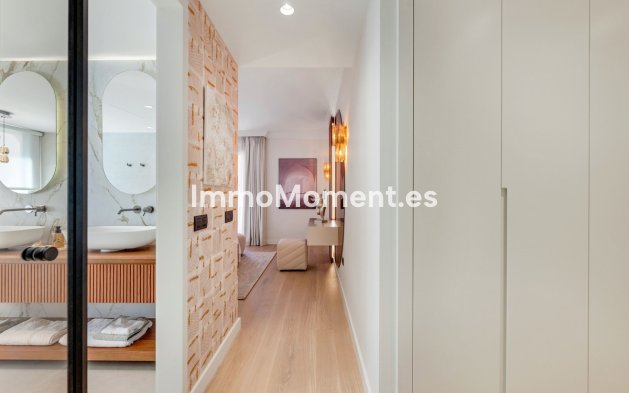 Wiederverkauf - Wohnung - Marbella - Nueva Andalucía