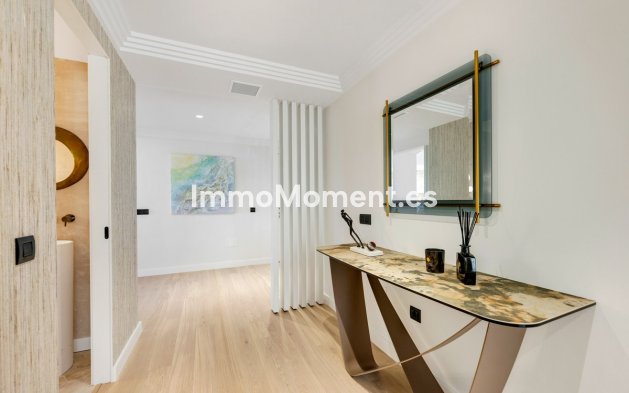 Wiederverkauf - Wohnung - Marbella - Nueva Andalucía