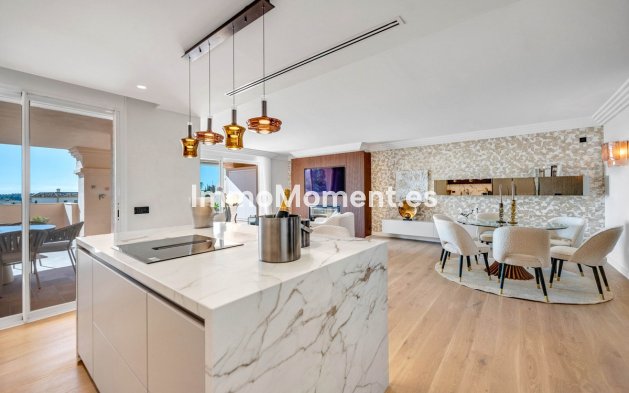 Wiederverkauf - Wohnung - Marbella - Nueva Andalucía