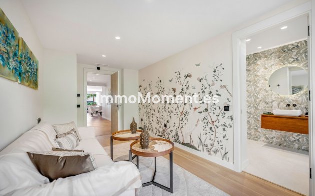 Wiederverkauf - Wohnung - Marbella - Nueva Andalucía