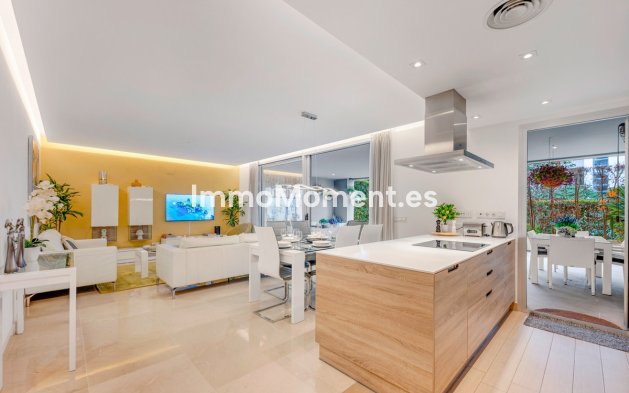 Wiederverkauf - Wohnung - Marbella - Puerto Banús